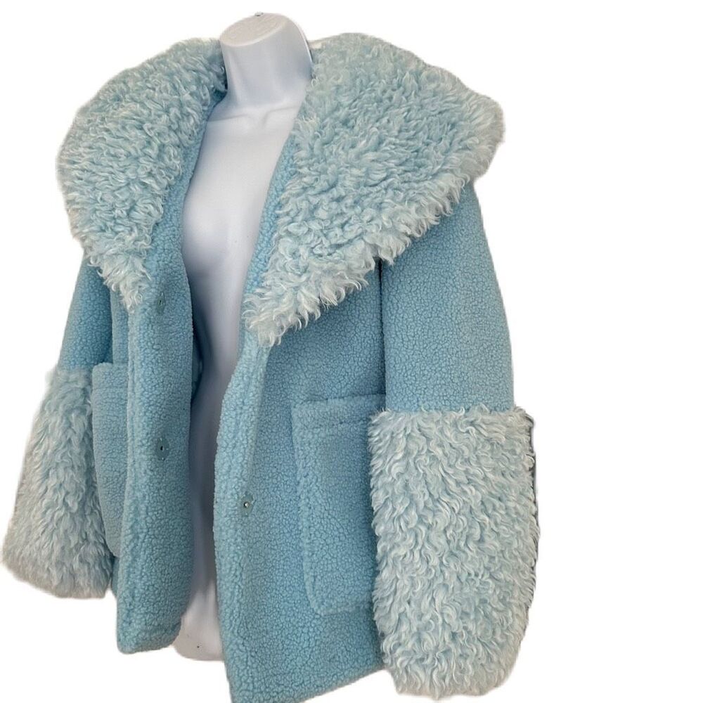 Urban Outfitters Kimchi Blue Amelia Faux Fur Trimmed Fleece Coat